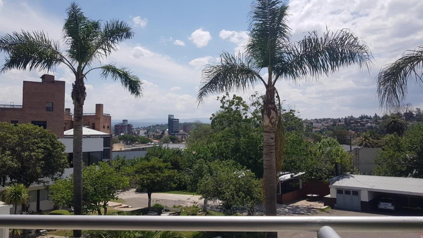 Constantino V Villa Carlos Paz