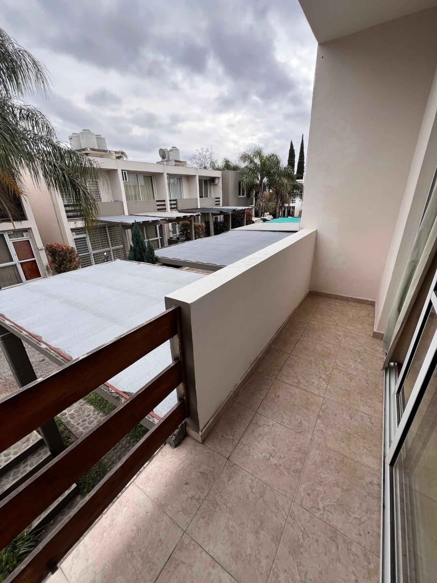 Duplex Independencia *