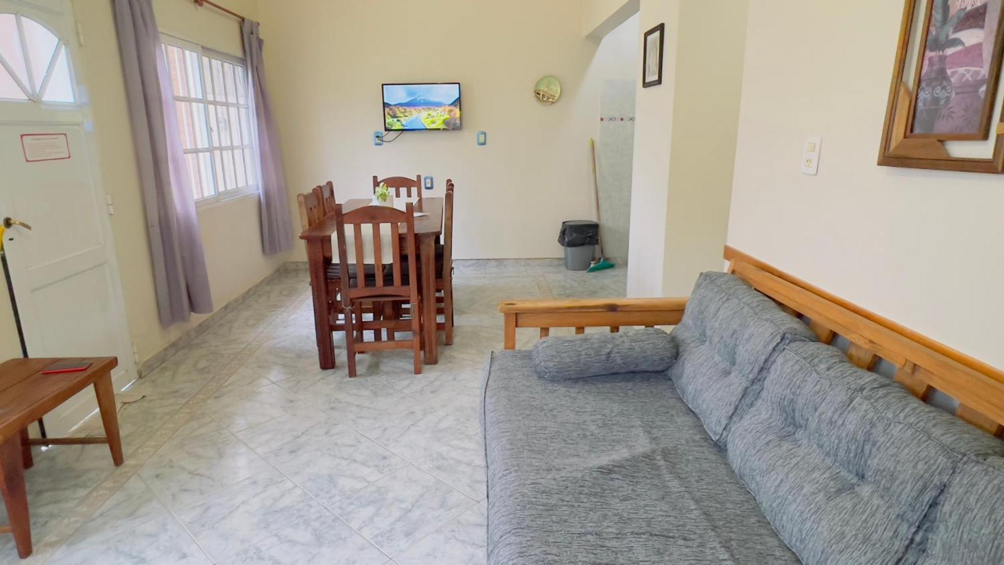 Chalet Casa En Balneario C Pileta Compartida Cerca Del Centro Villa Carlos Paz