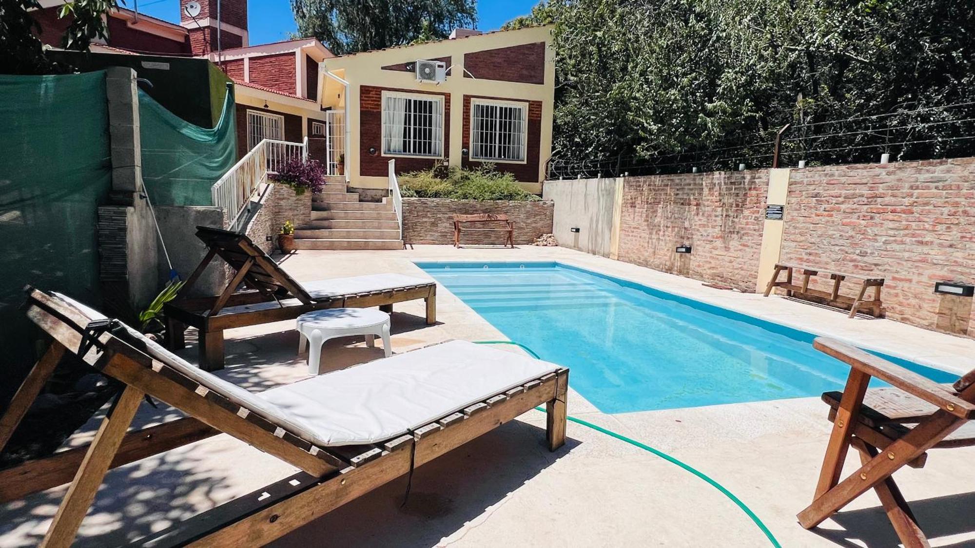 Chalet Casa En Balneario C Pileta Compartida Cerca Del Centro