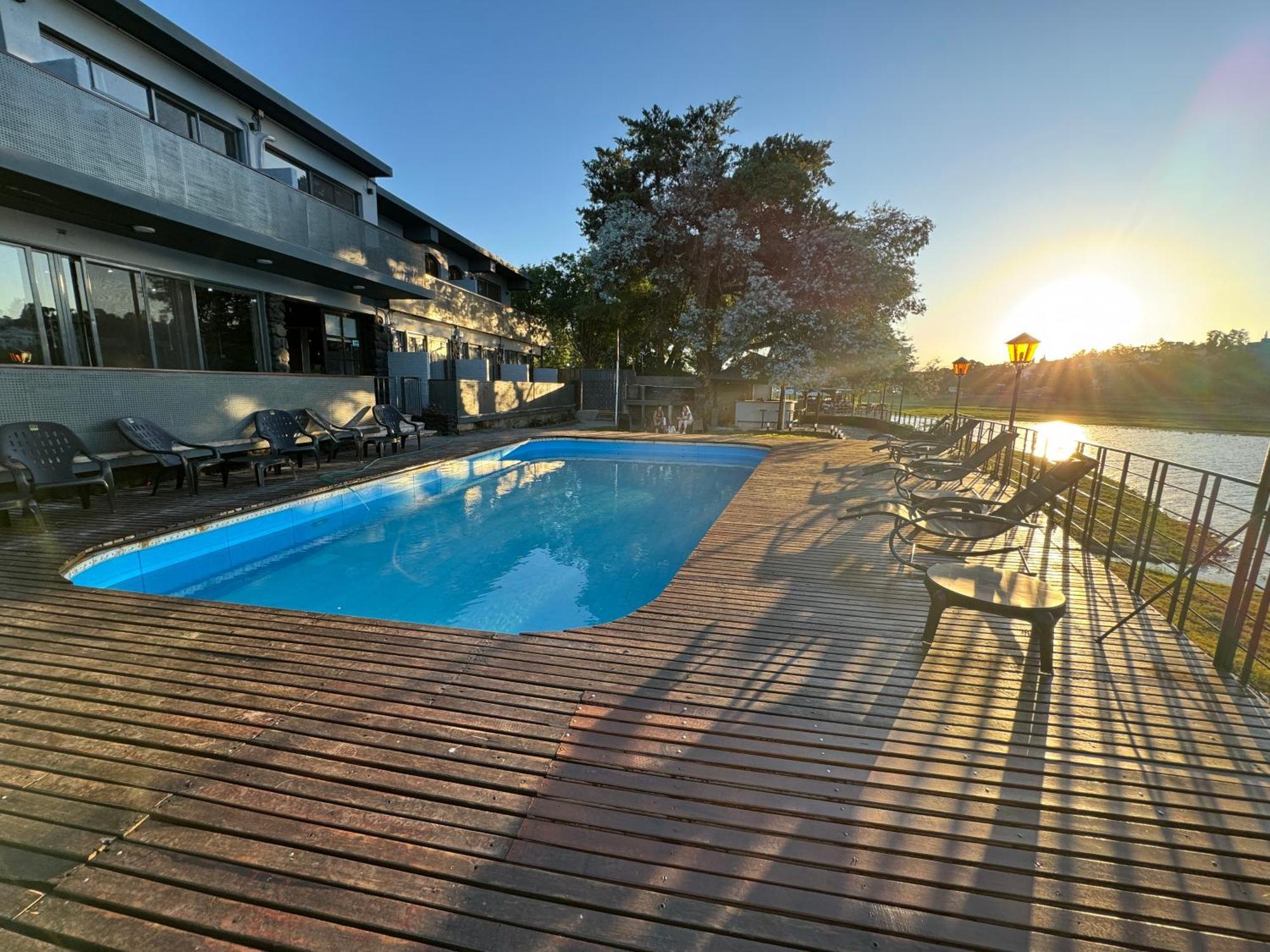 Hotel Ciervo De Oro Villa Carlos Paz
