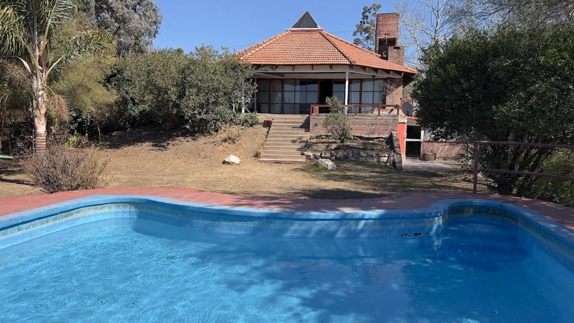 Casa Grupos En Carlos Paz Сasa de vacaciones Villa Carlos Paz