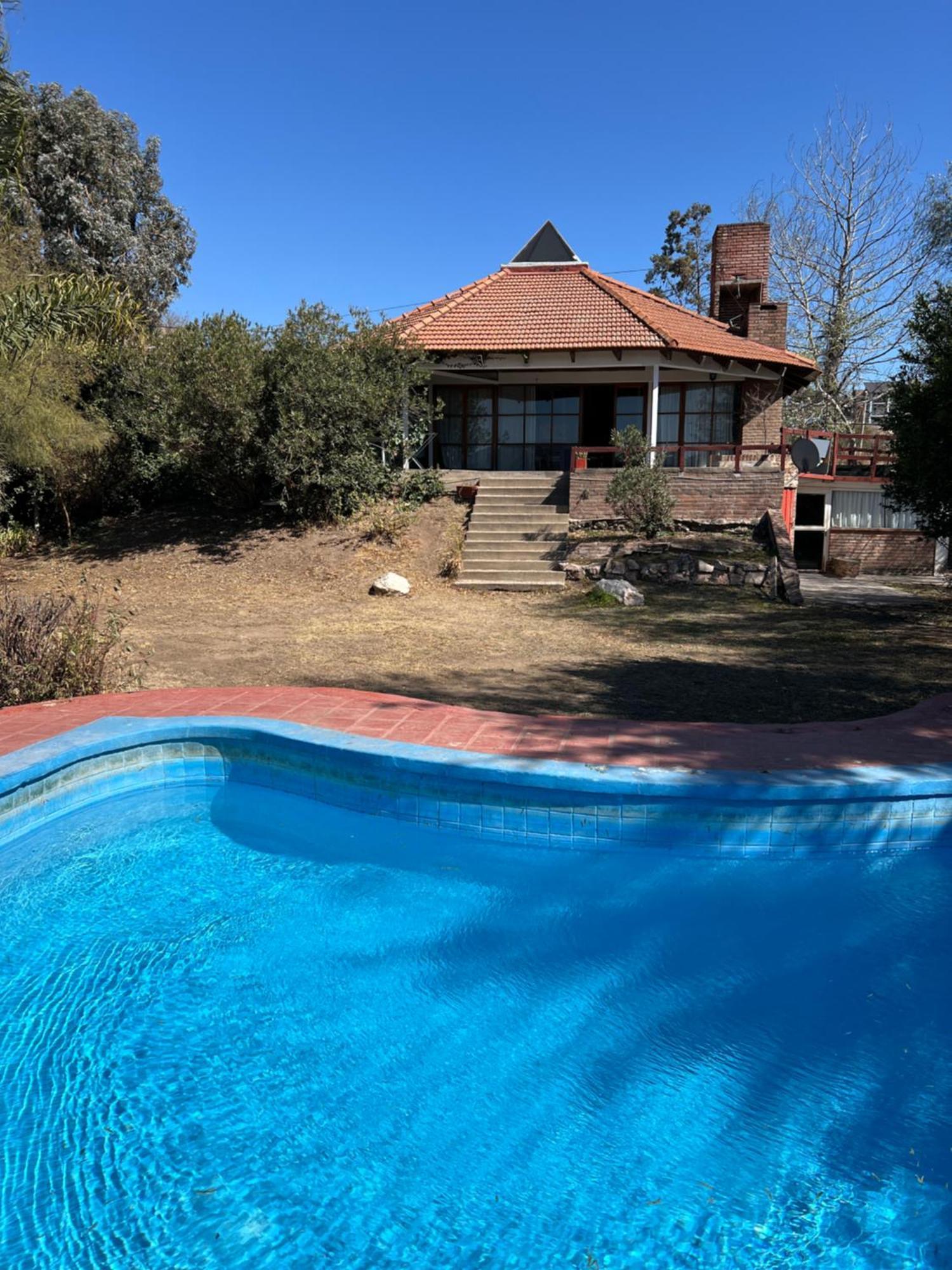 Casa Grupos En Carlos Paz Сasa de vacaciones