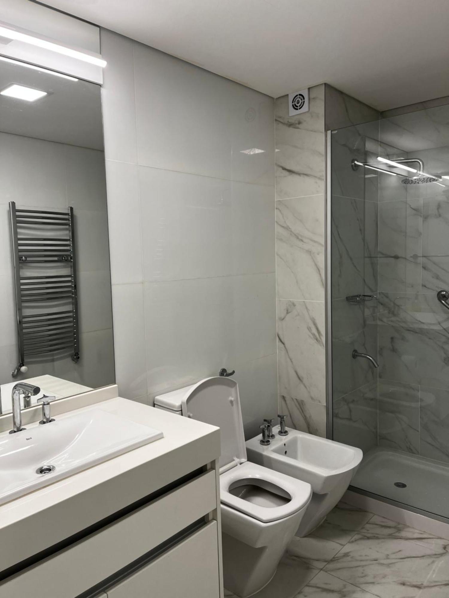 Departamento De Categoria, Con Vista A La Montana, 2 Y 2 Banos Apartamento *