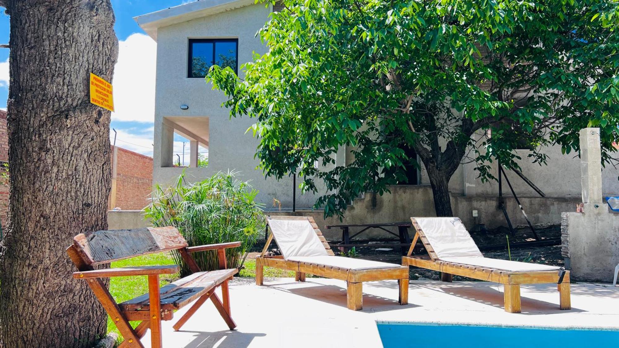 Casa En Balneario C Pileta Compartida Cerca Del Centro * Villa Carlos Paz