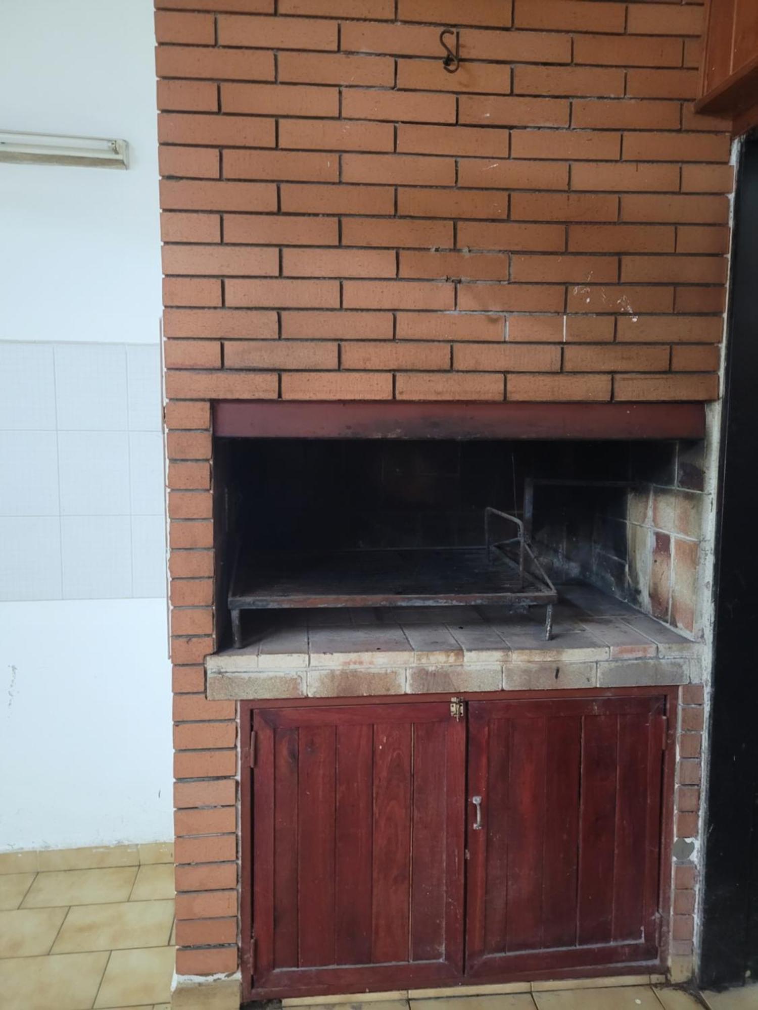 Casa Con Parque Amplio Pleno Centro * Villa Carlos Paz
