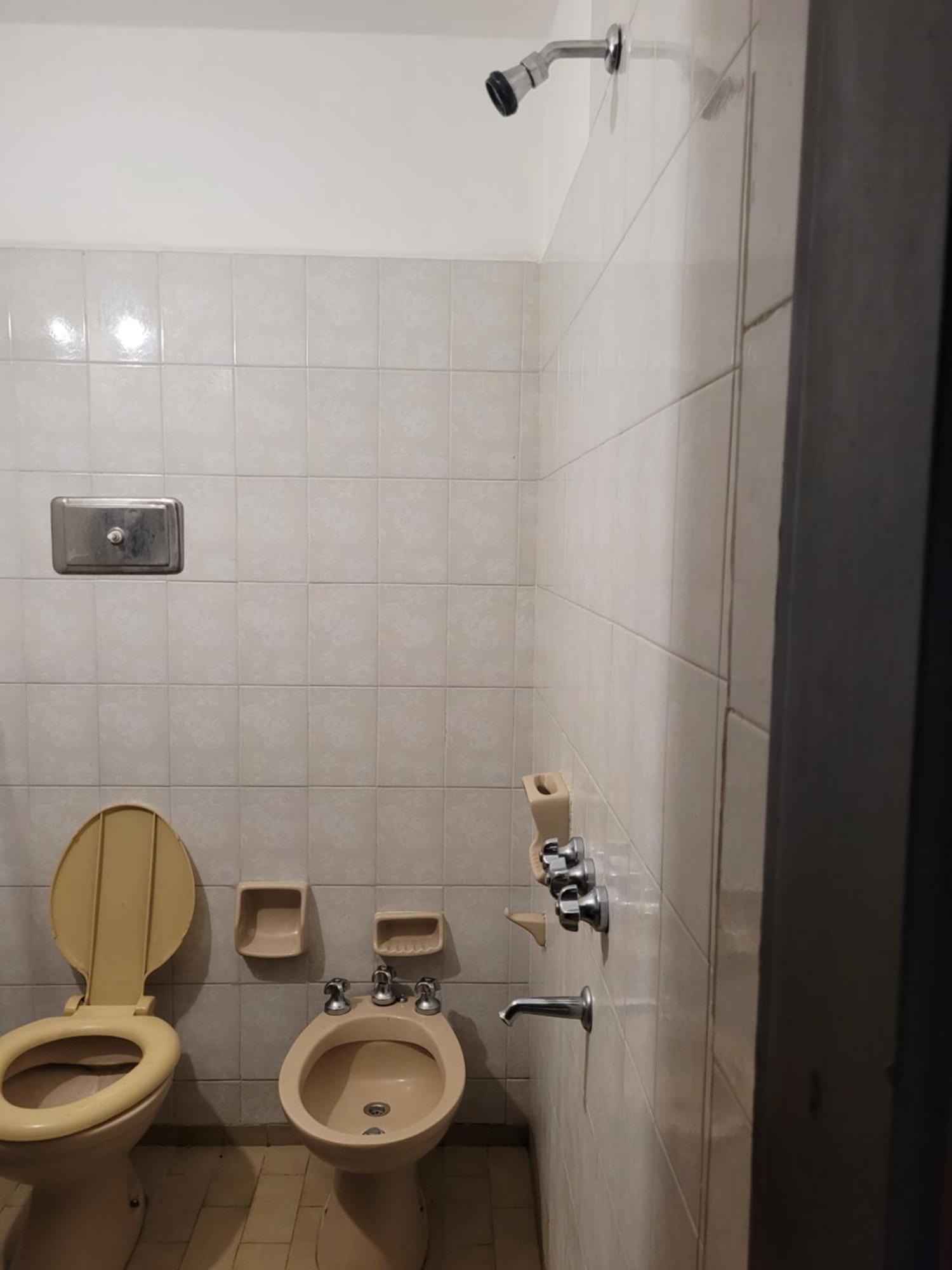 Casa Con Parque Amplio Pleno Centro