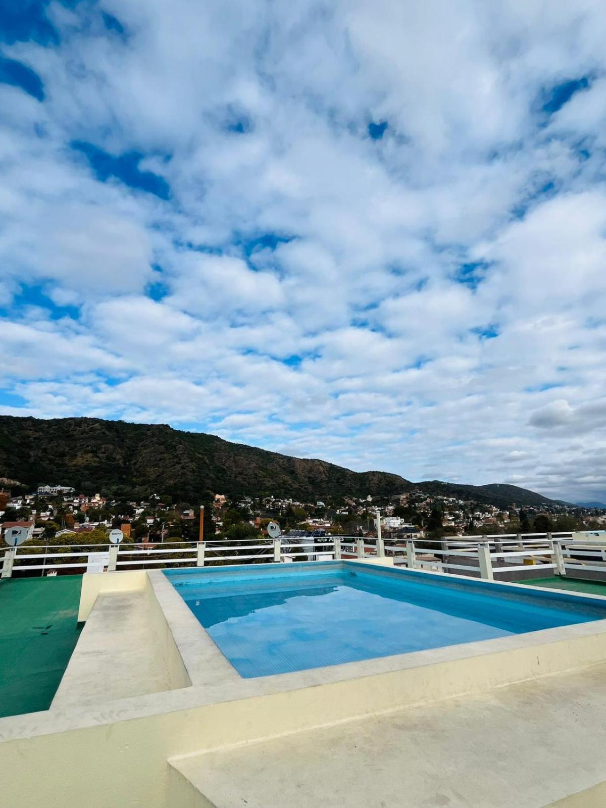 Stradivarius Vcp Villa Carlos Paz