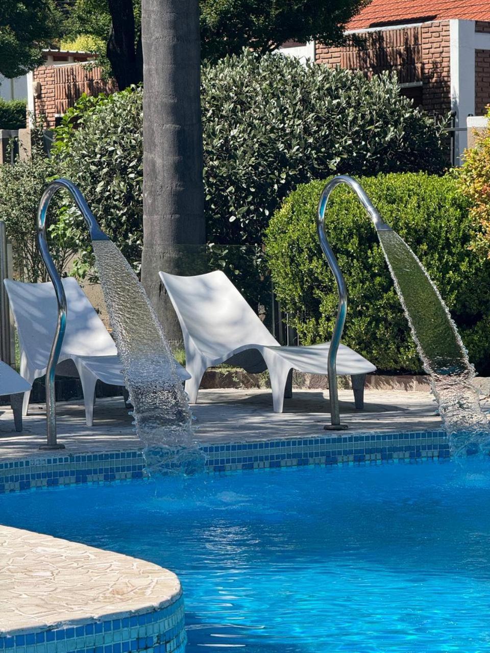 San Isidro Apartahotel
