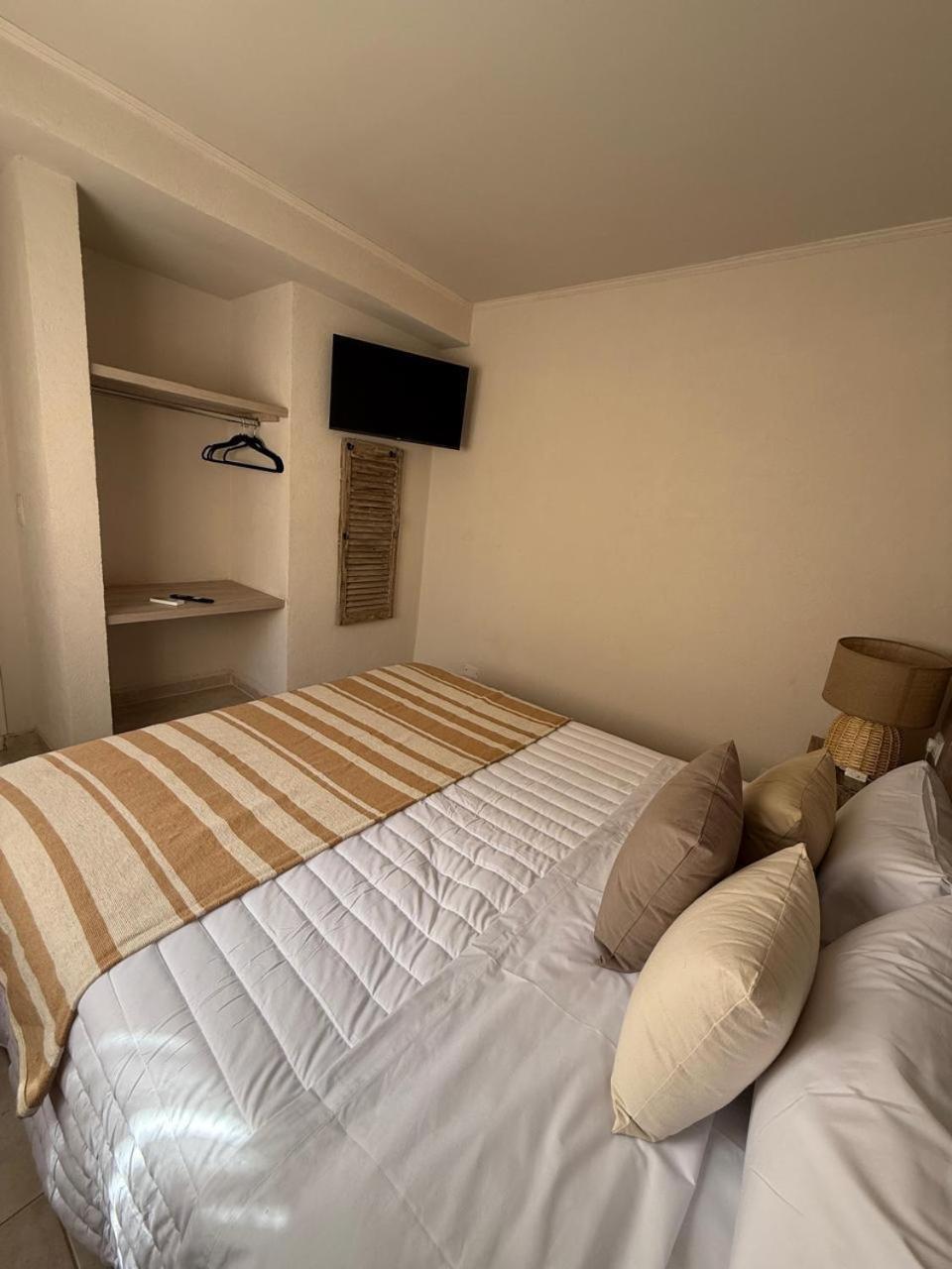Apartahotel Costa Dorada Aparts *
