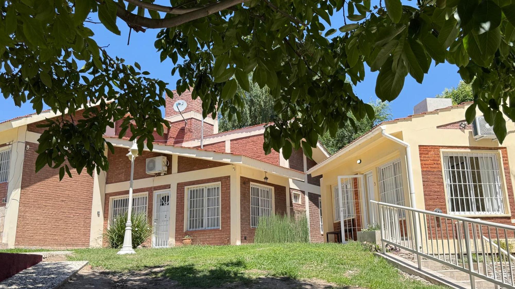 Chalet Casa En Balneario C Pileta Compartida Cerca Del Centro *