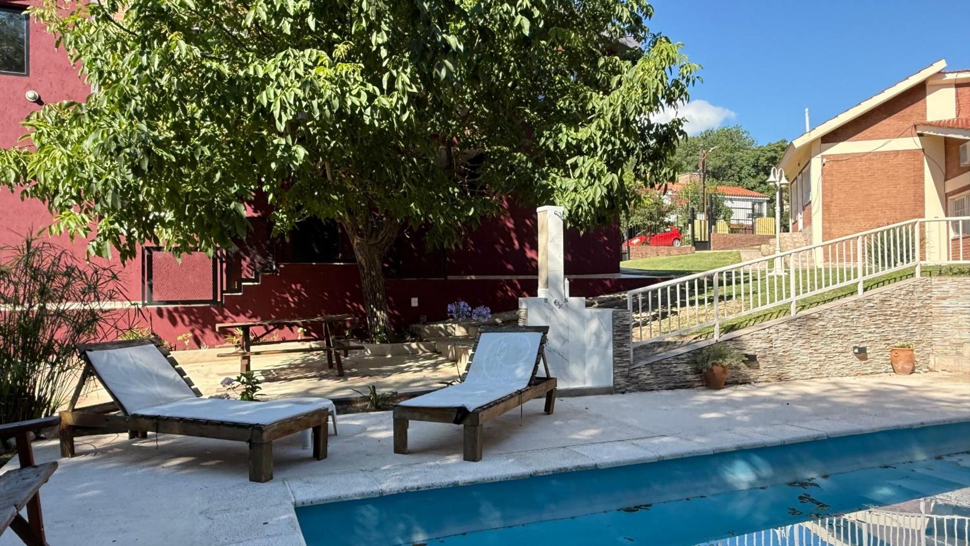 Casa En Balneario C Pileta Compartida Cerca Del Centro Chalet