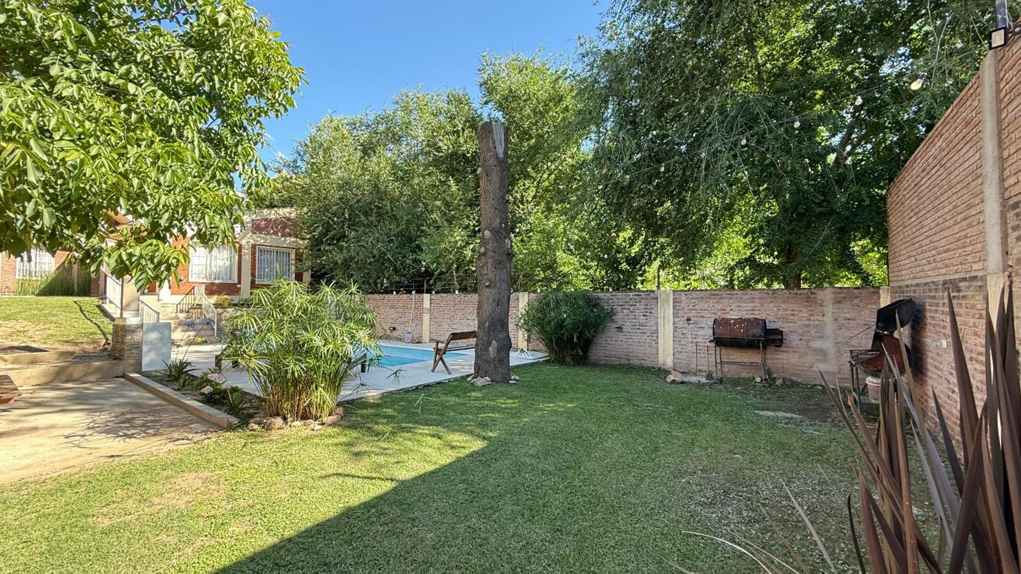 Casa En Balneario C Pileta Compartida Cerca Del Centro Chalet Villa Carlos Paz