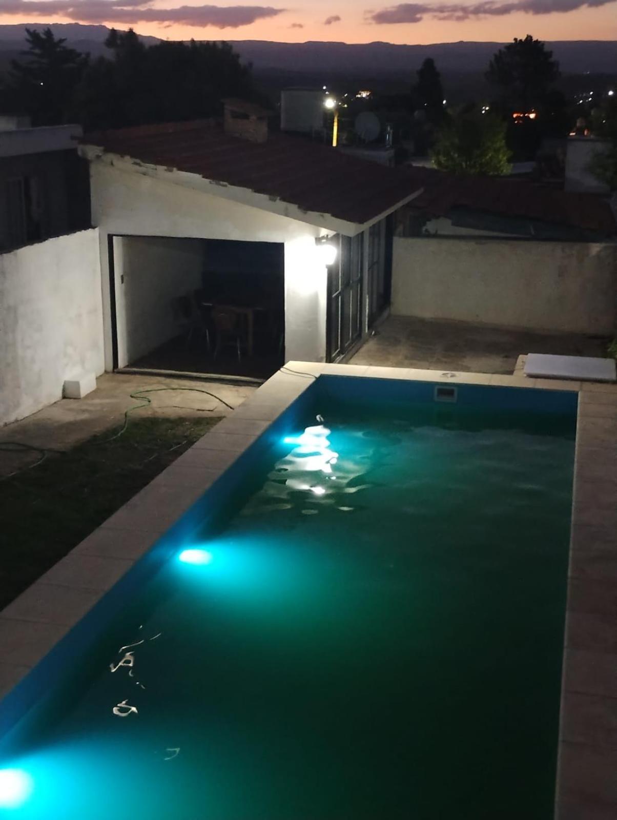Casa Con Pileta *