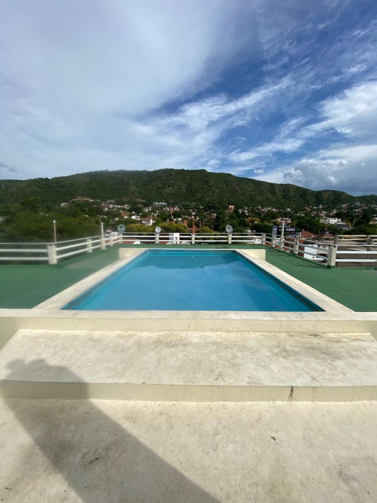 Apartamento Depto En Carlos Paz 4 Personas - Piscina Y Cochera