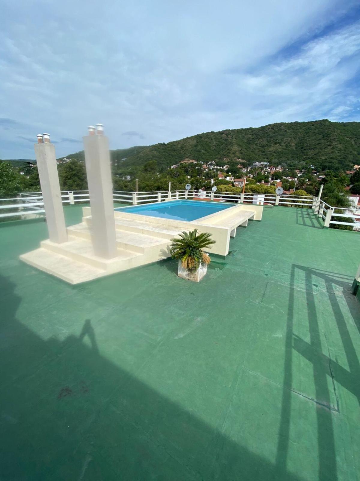 Apartamento Depto En Carlos Paz 4 Personas - Piscina Y Cochera *