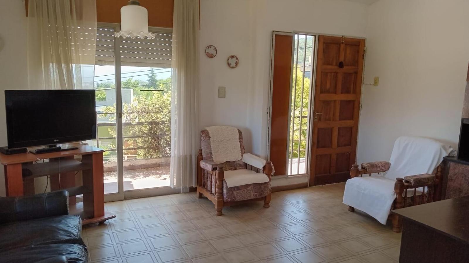 Casa 5 Personas Carlos Paz Сasa de vacaciones *