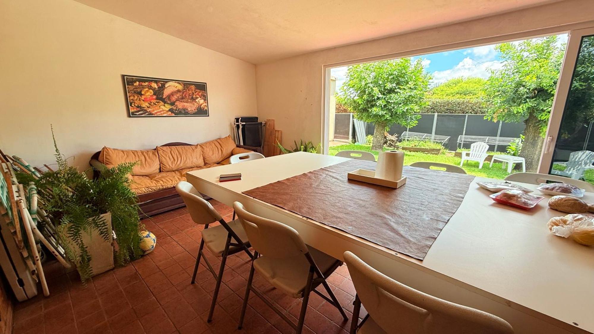 Excelente Casa 2 Dorm Con Cochera Y Piscina Cerca Del Centro De Vcp Chalet *