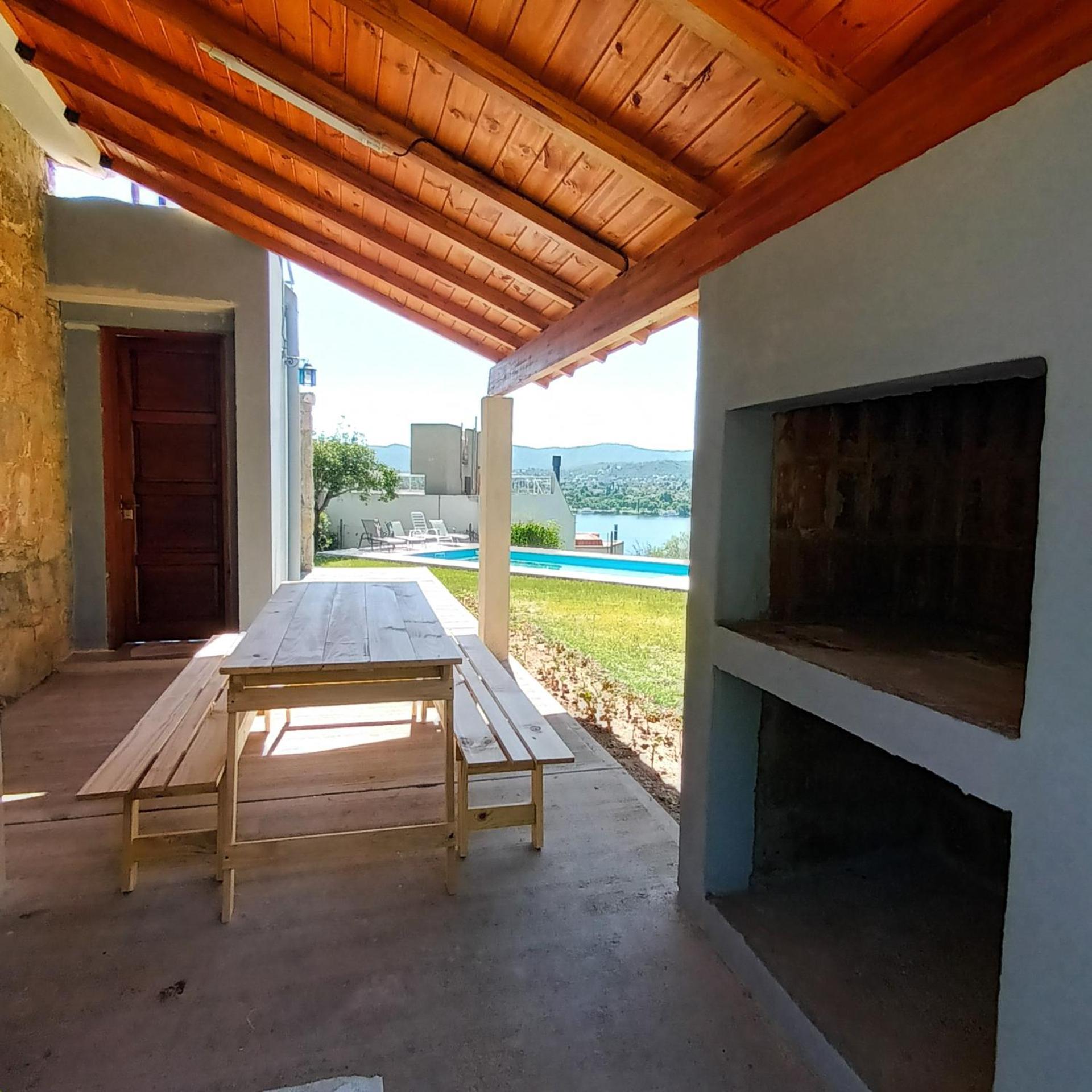Casa En Carlos Paz Con Pileta Y Vista Plena Al *