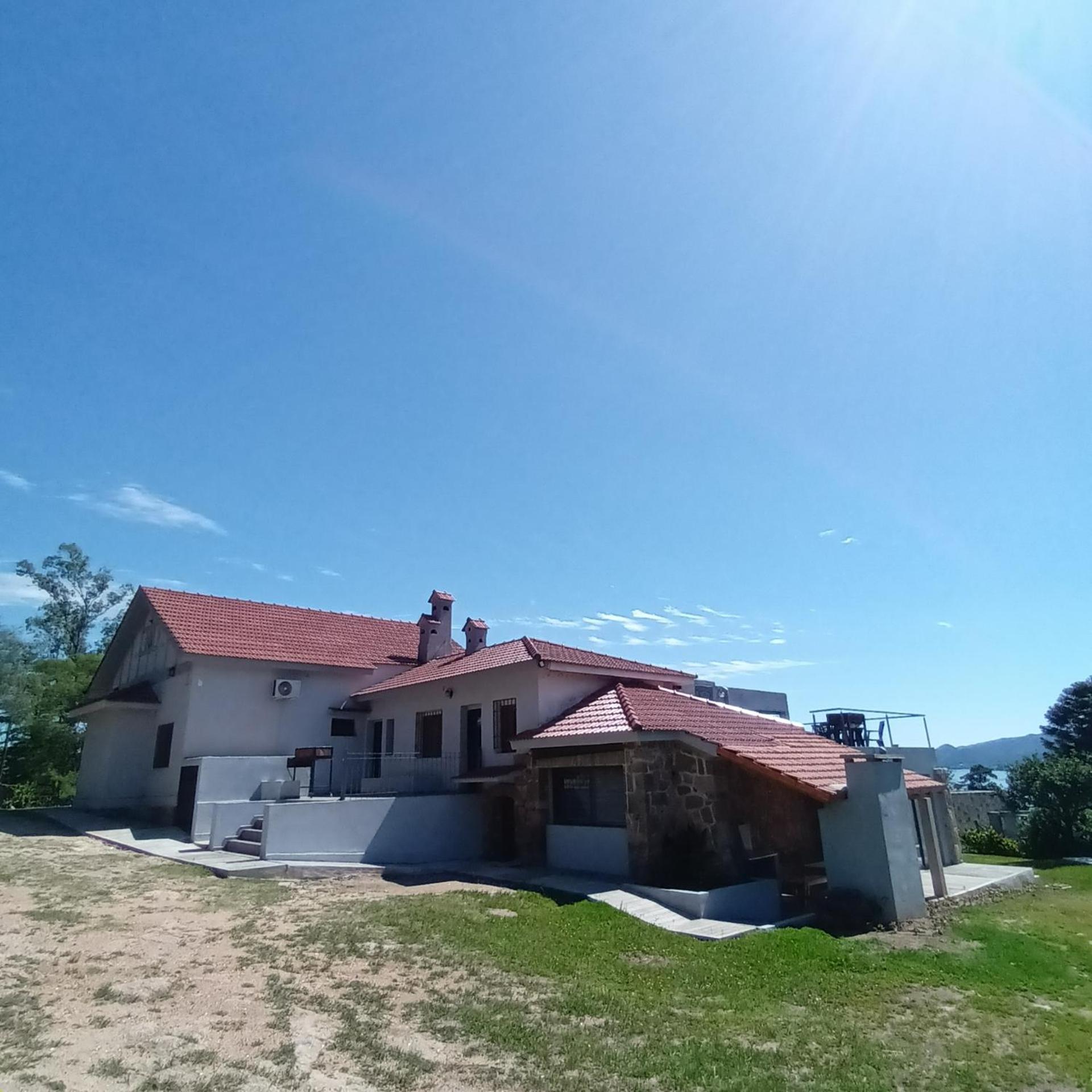 Casa En Carlos Paz Con Pileta Y Vista Plena Al Villa Carlos Paz