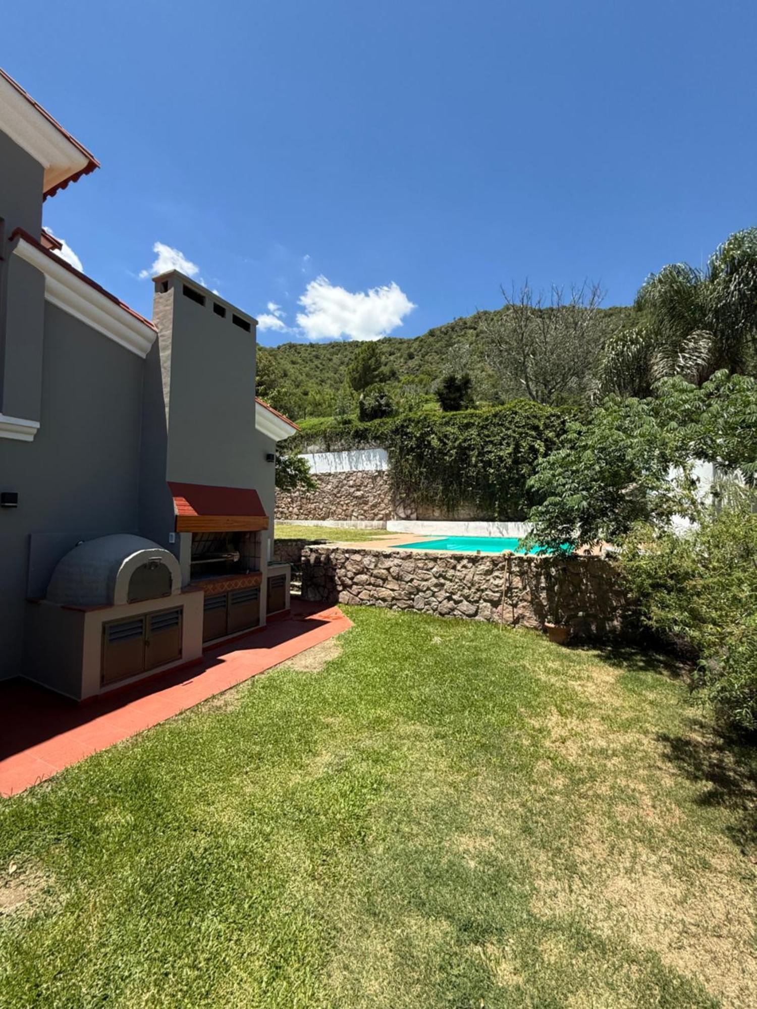 Lizzulli Villa *
