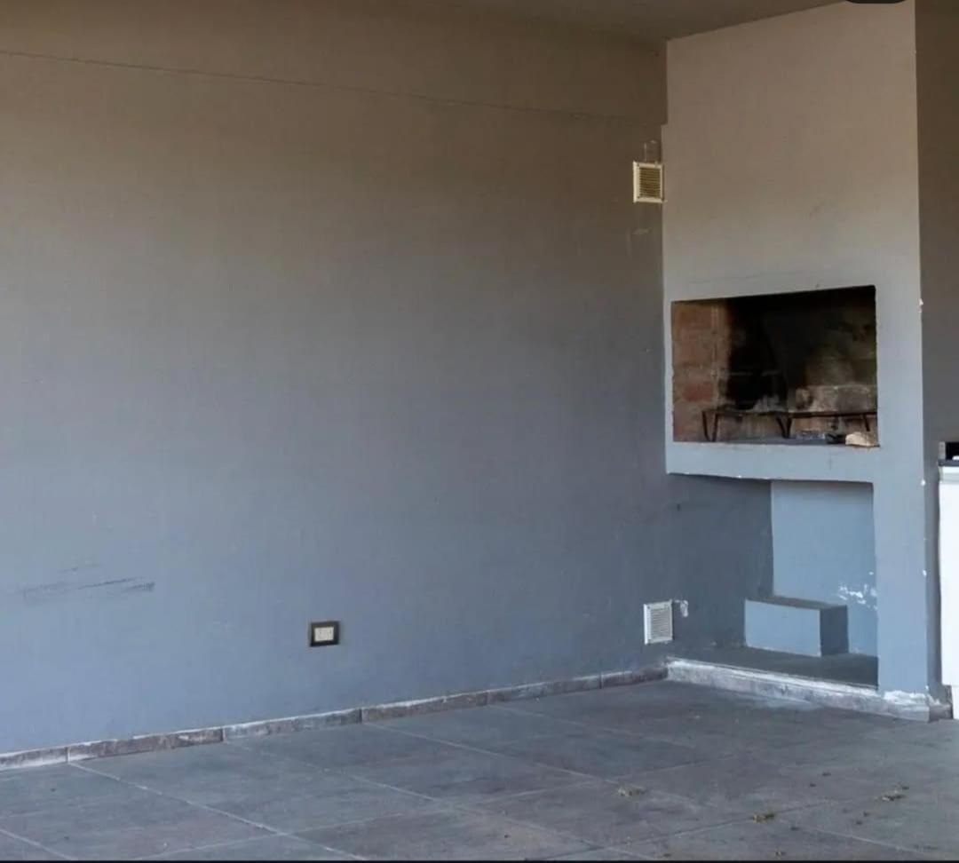 Сasa de vacaciones Casa Categoría Con Pileta Exclusiva *