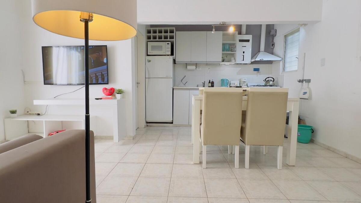 Bright & Cozy Departamento Cerca Del Centro Con Cochera Apartamento
