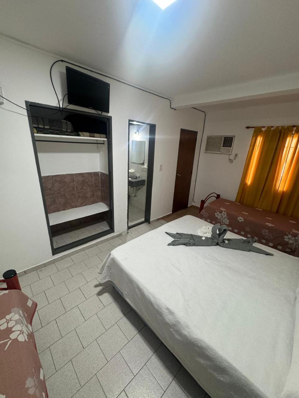 Bella Vista Hotel *
