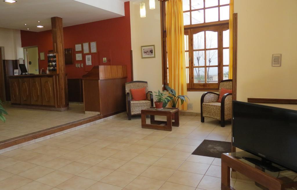 Hotel Arenales 2*