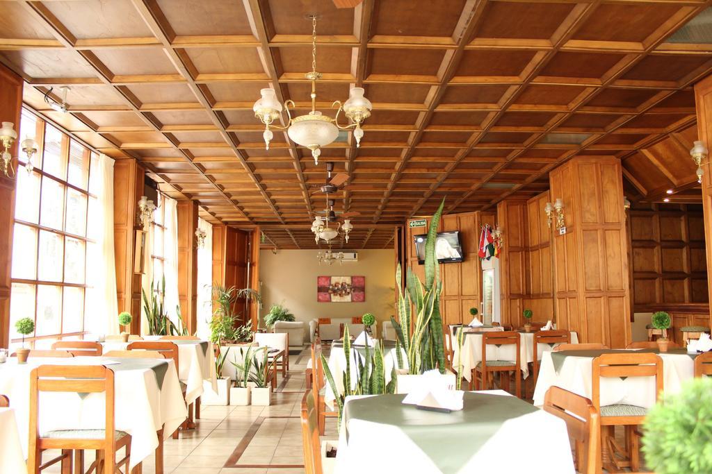 Hotel Arona