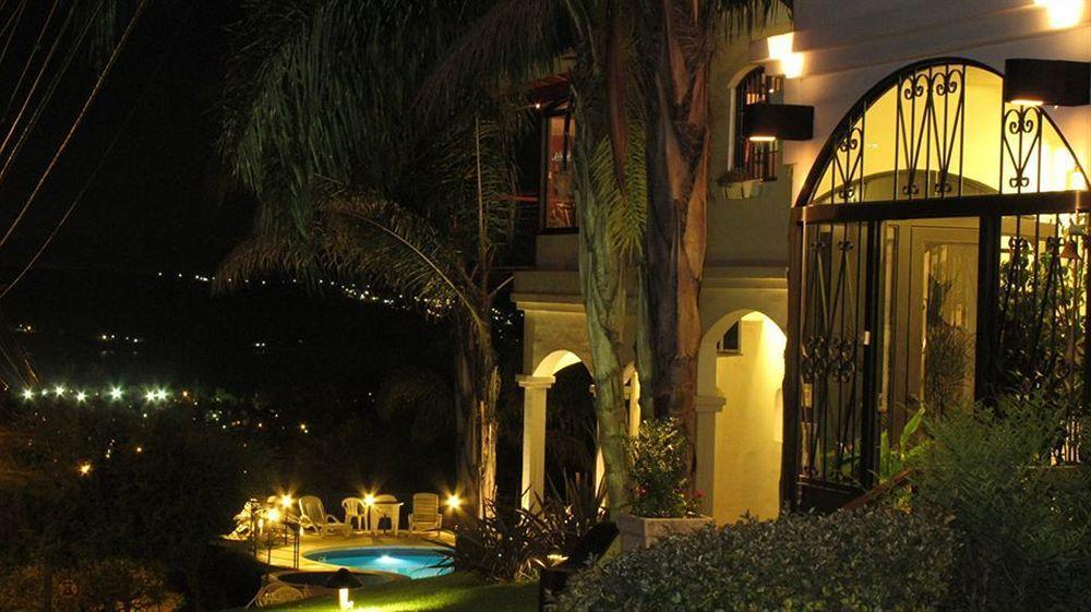 Inn Portal De La Montaña