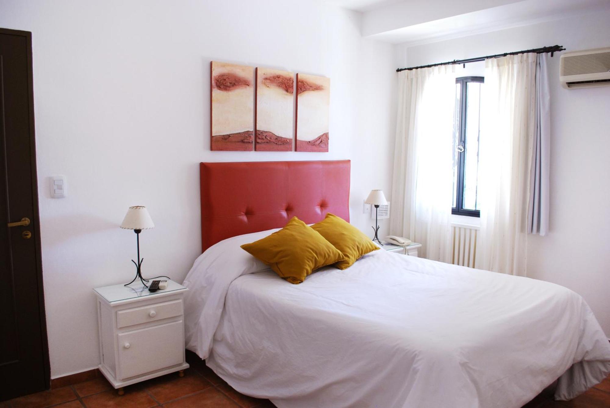 Portal De La Montaña Inn
