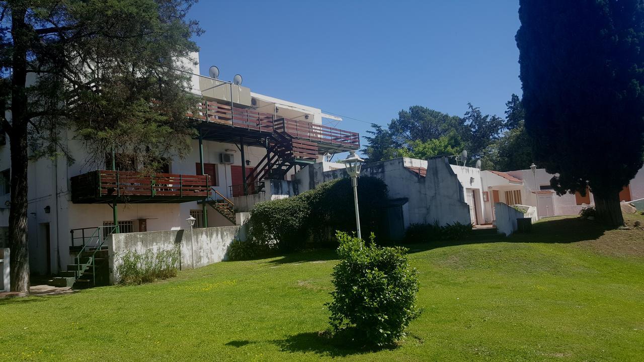 Complejo Oasis Del Lago Villa Carlos Paz