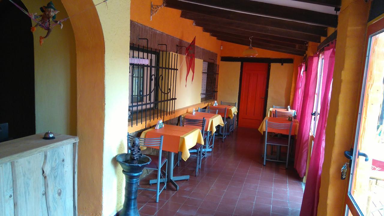 Tanti Paradise & Hotel *