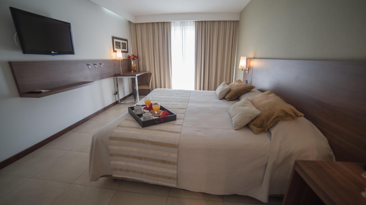 Hotel Estilo Mb - Carlos Paz Villa Carlos Paz