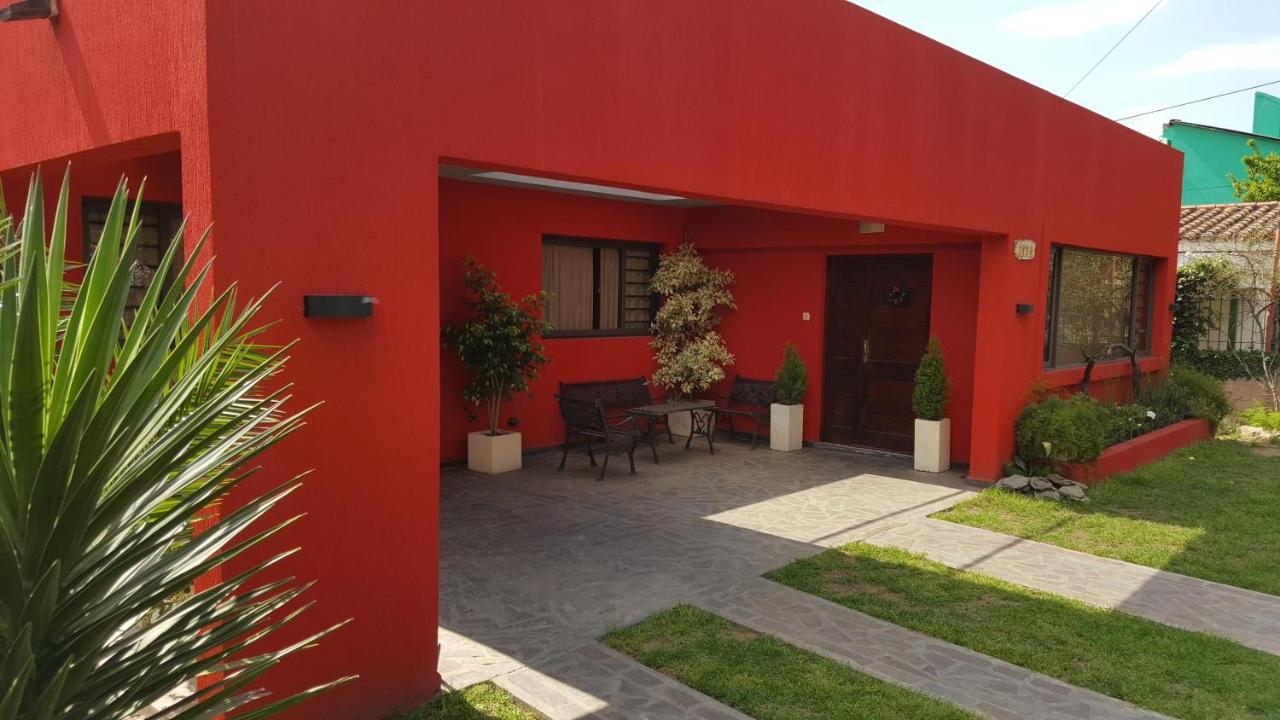 Red House Сasa de vacaciones