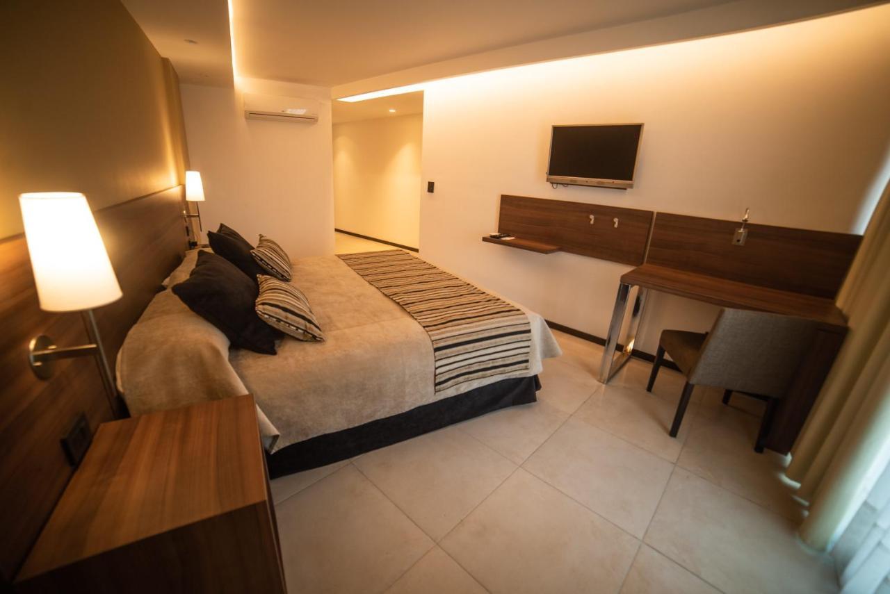 Estilo Mb - Carlos Paz 4*