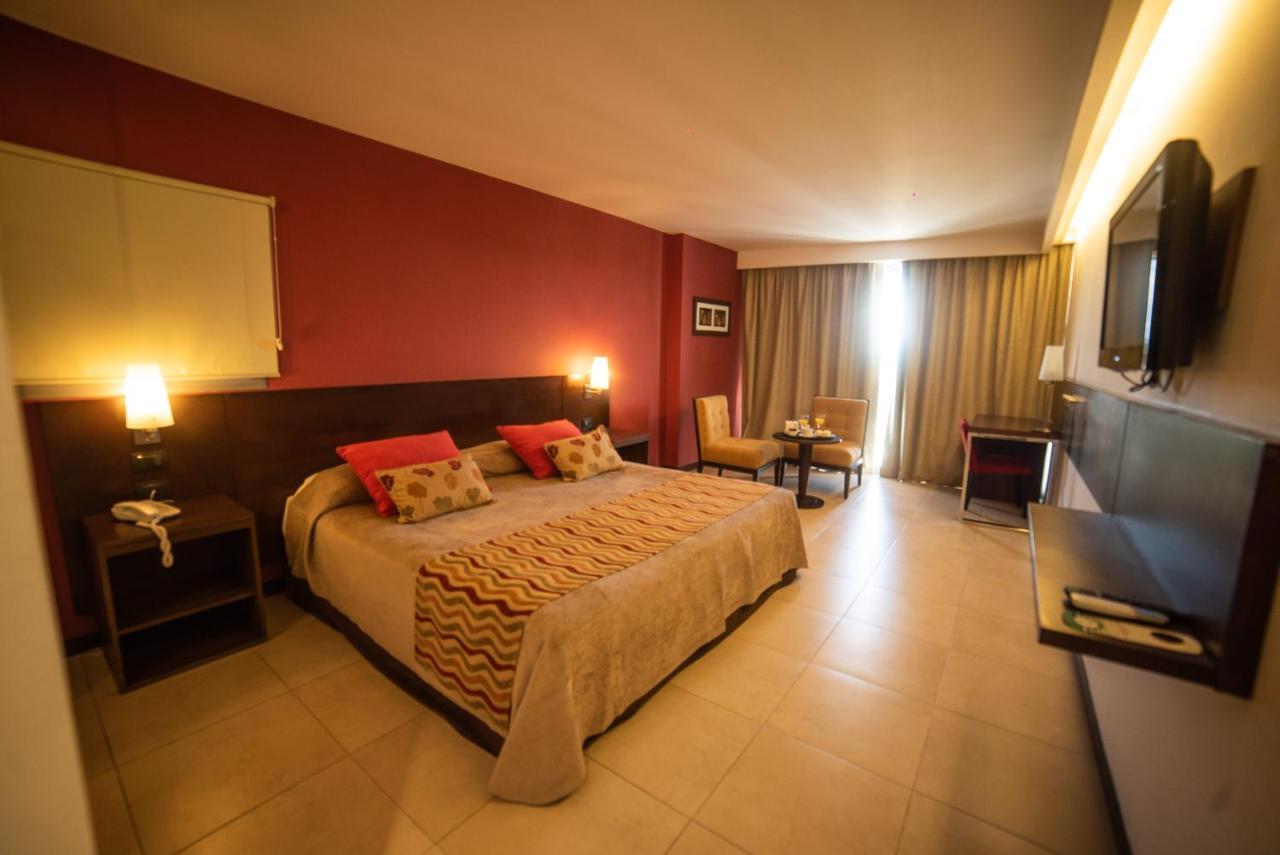 Hotel Estilo Mb - Carlos Paz Villa Carlos Paz