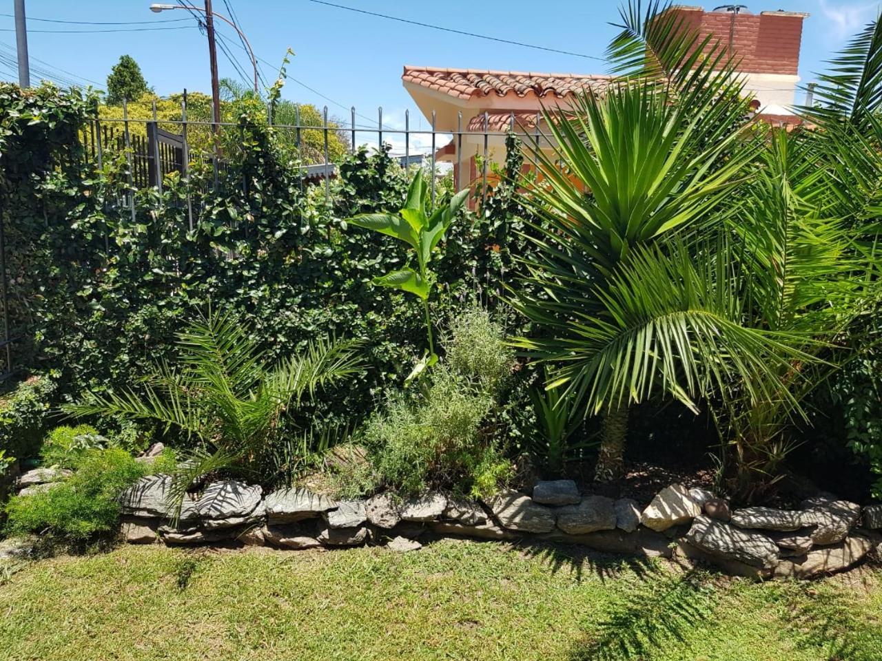Сasa de vacaciones Red House *