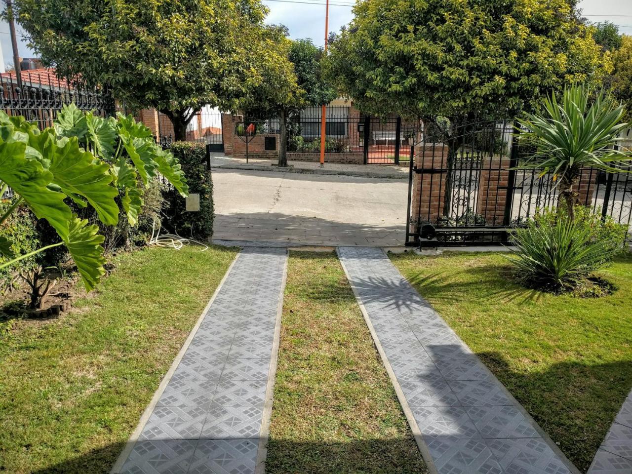 Cabanas Bosque *