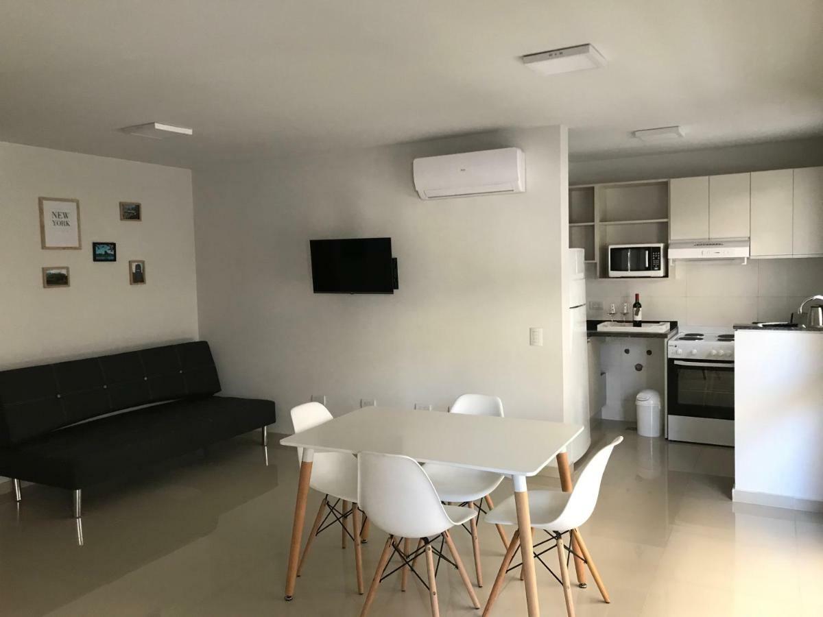 Opera Towers&pool Apartamento