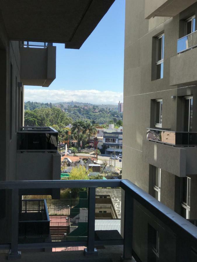 Opera Towers&pool Apartamento *