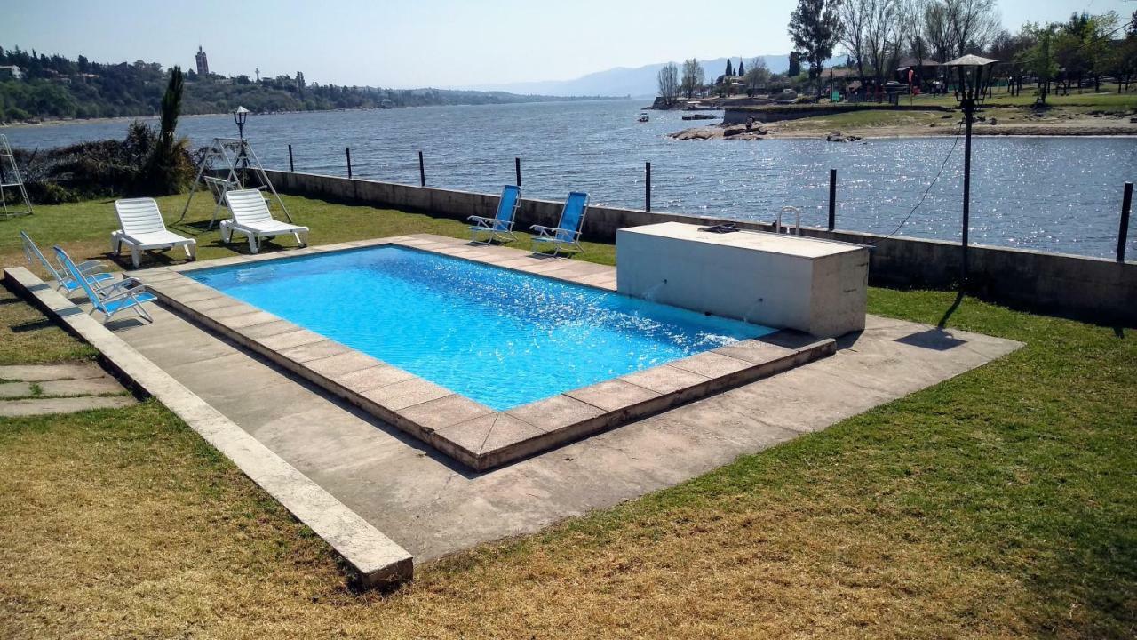 Frente Al Lago *
