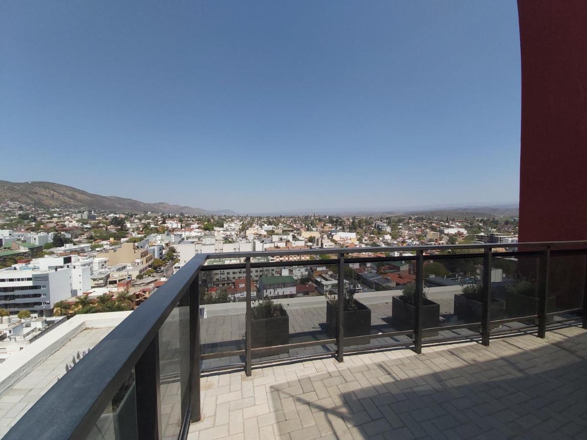 Apartamento Edificio Leonardo, 5to Piso *
