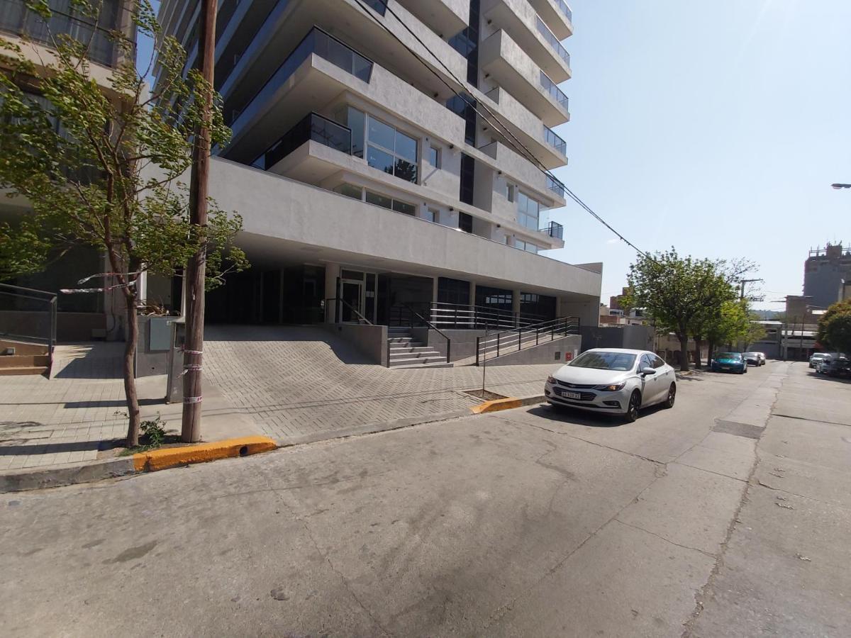 Edificio Leonardo, 5to Piso Apartamento *