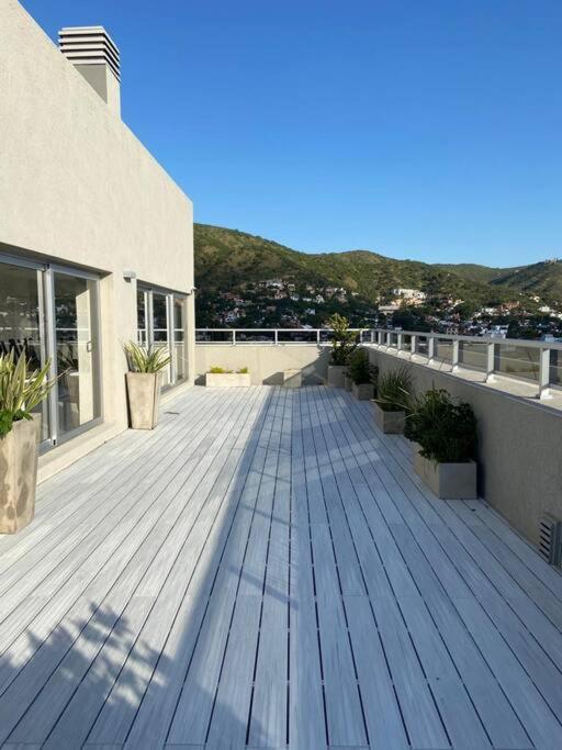 Apartamento Depto Céntrico Opera Fun C/ Cochera Carlos Paz *