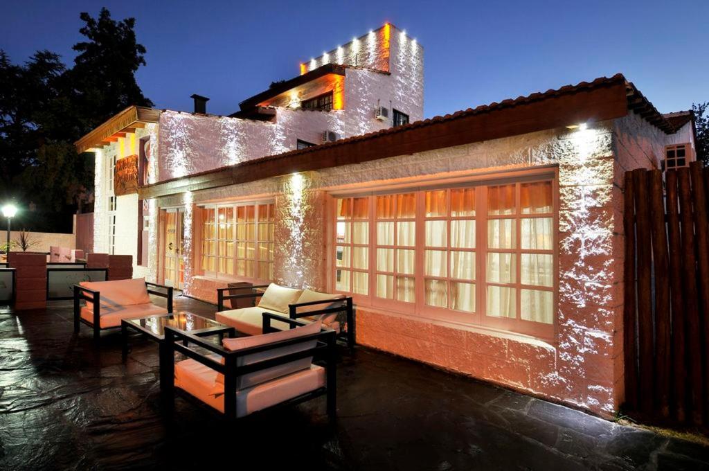 Geminis Hotel