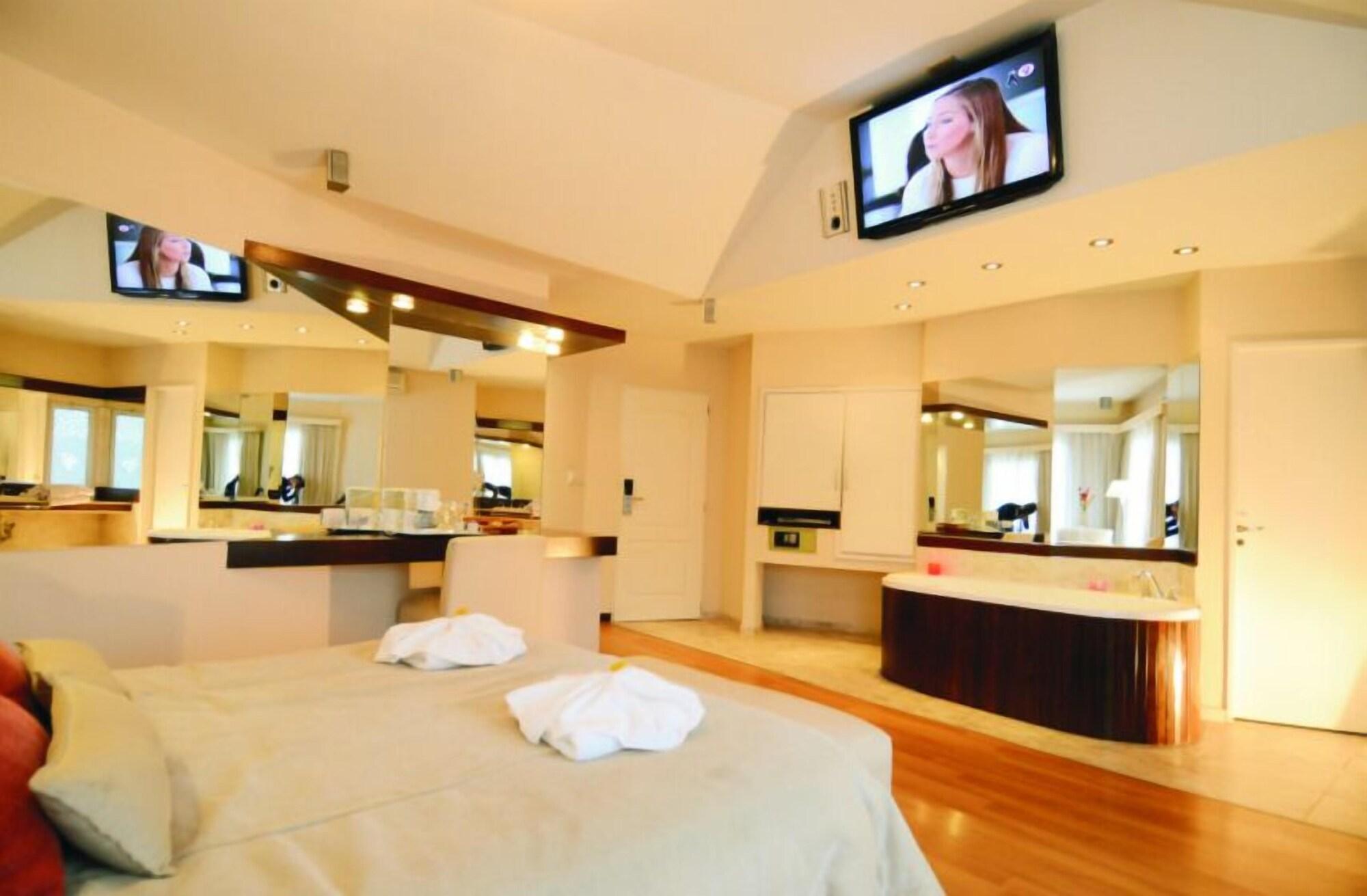Hotel Santa Cecilia & 3*