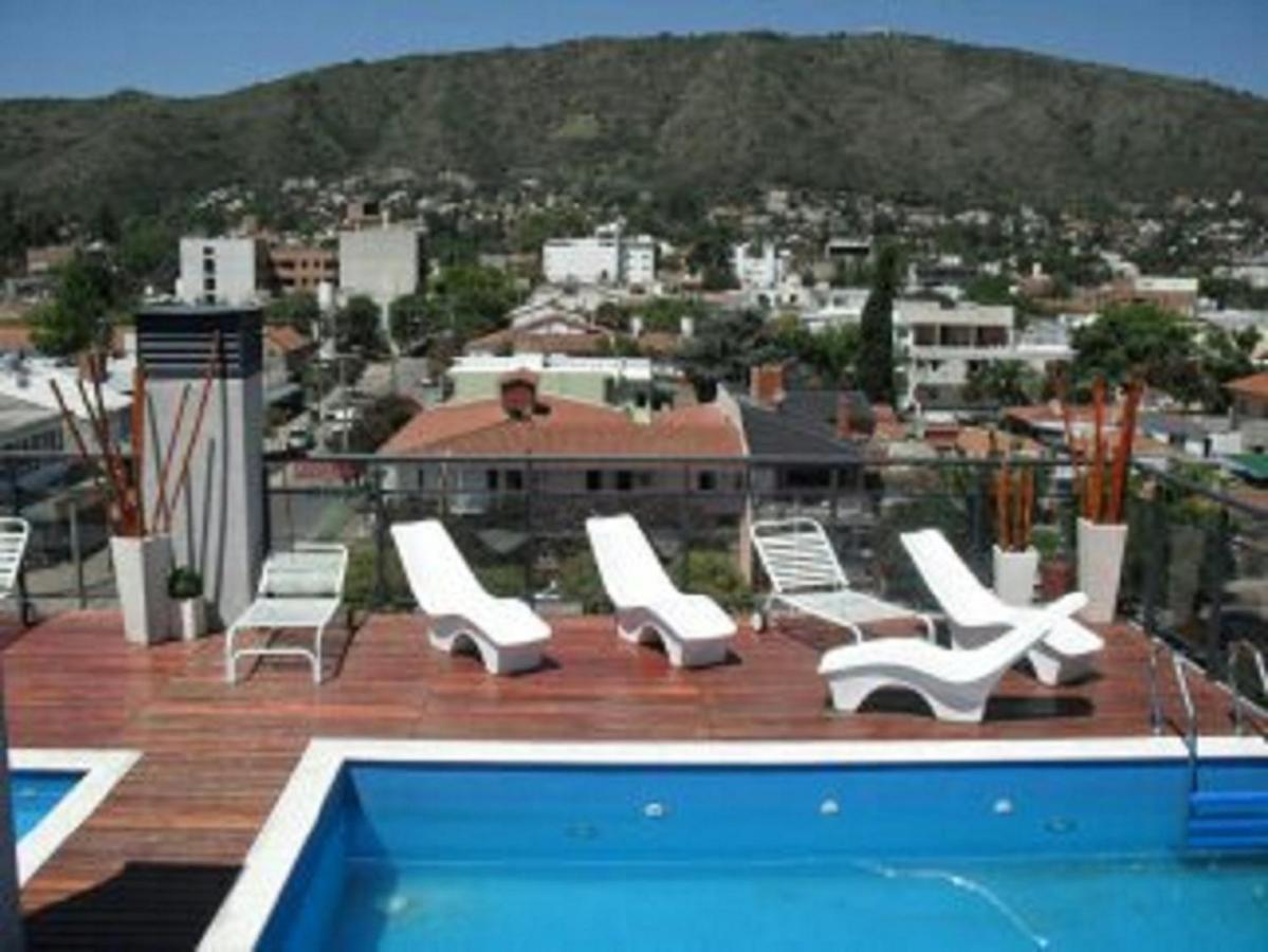 Apartamento Village Tower