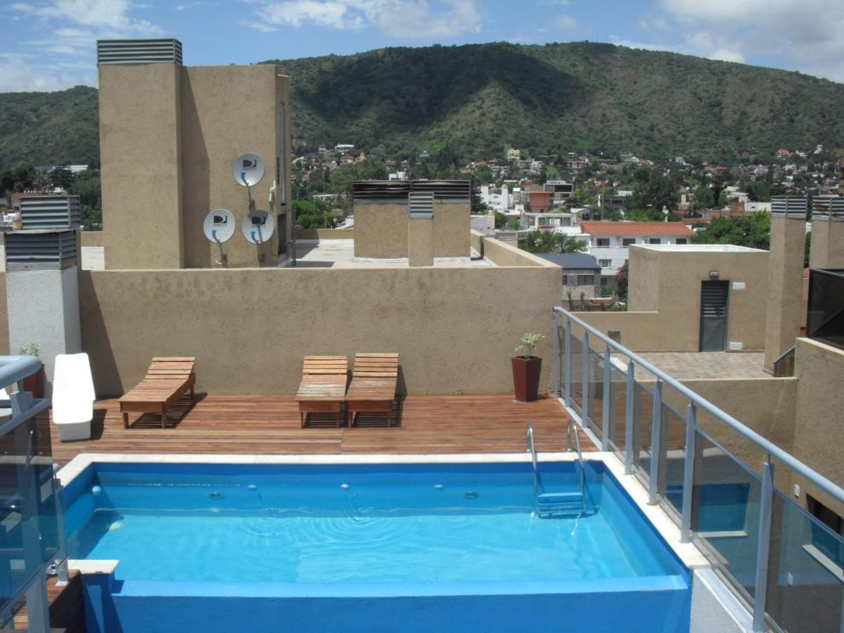 Village Tower Apartamento
